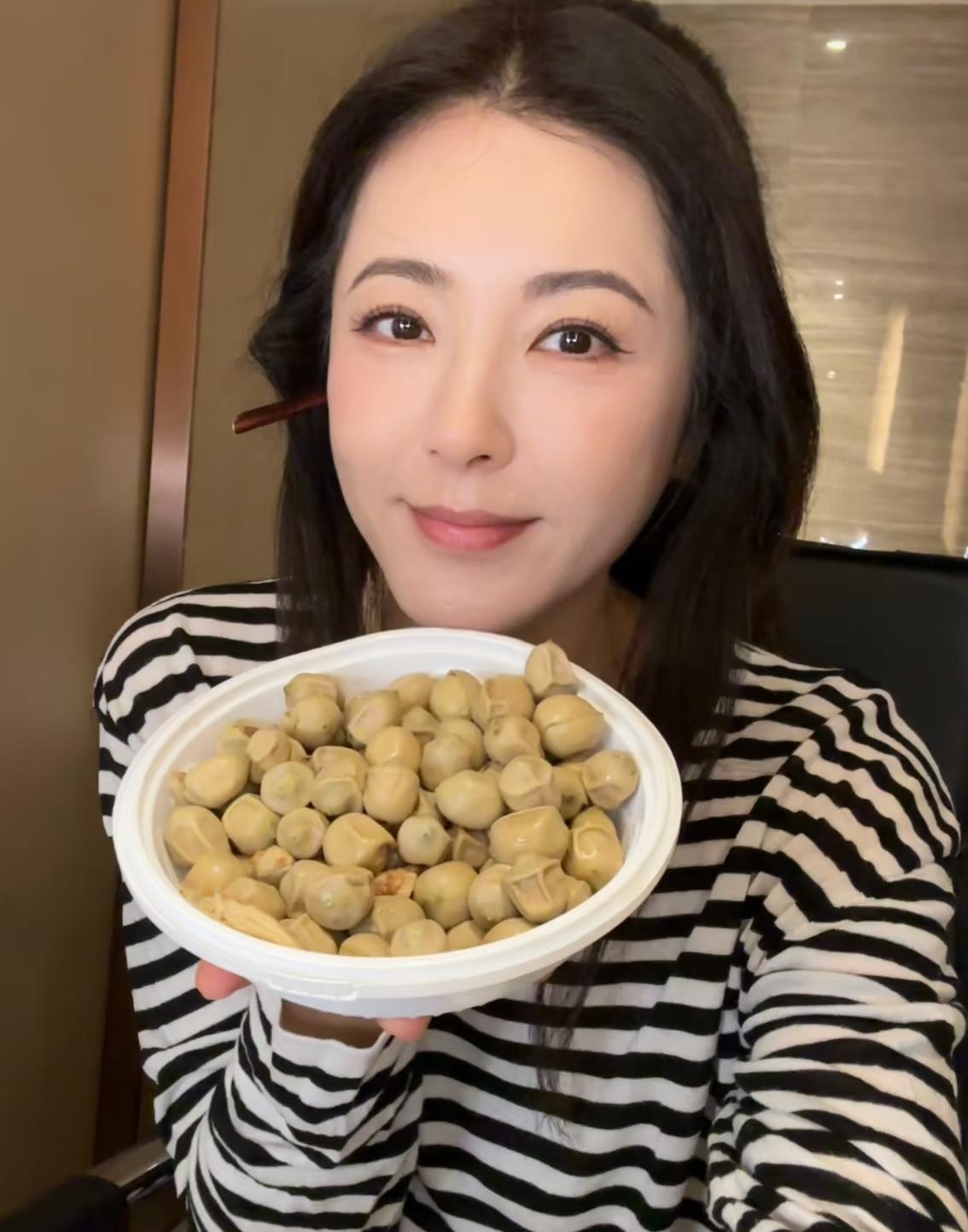 这次回老家过中秋节，居然直接给网友们解锁了湖北最本地的美食！不是热干面，也不