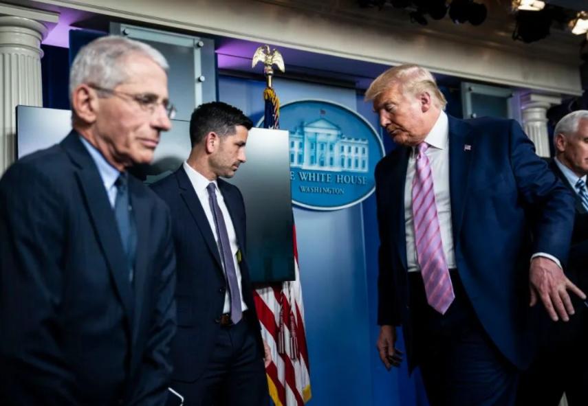 特朗普太直了，直得你都有点不好意思说他坏，当主持人质问：“你怎么能信中国这种坏人