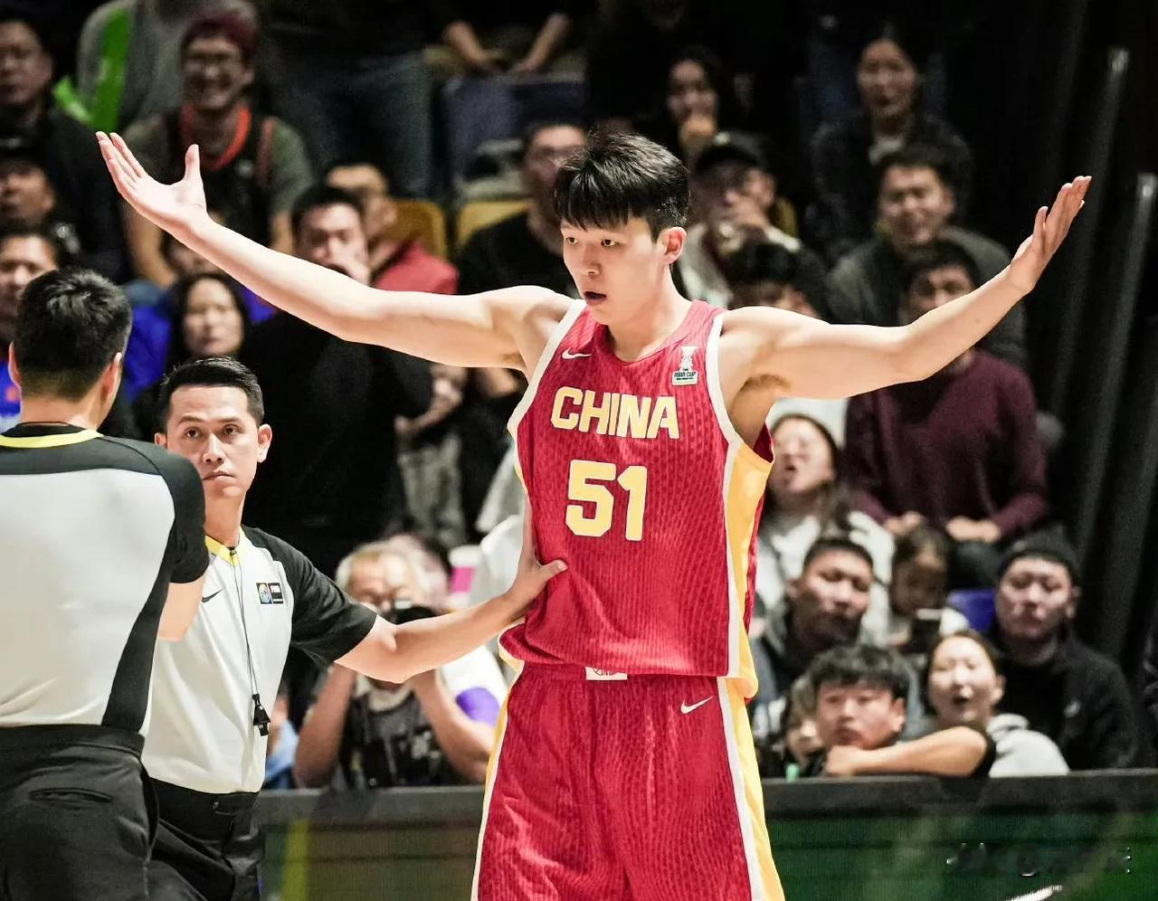 中国男篮86-78关岛，力压日本男篮获亚洲杯预选赛小组第一，看看数据统计谁是赢球