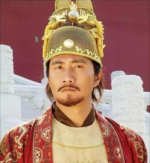 《毛选》一点醒，看清明朝灭亡真相：绝非亡于外敌，而是毁于这群人重读《毛选》，