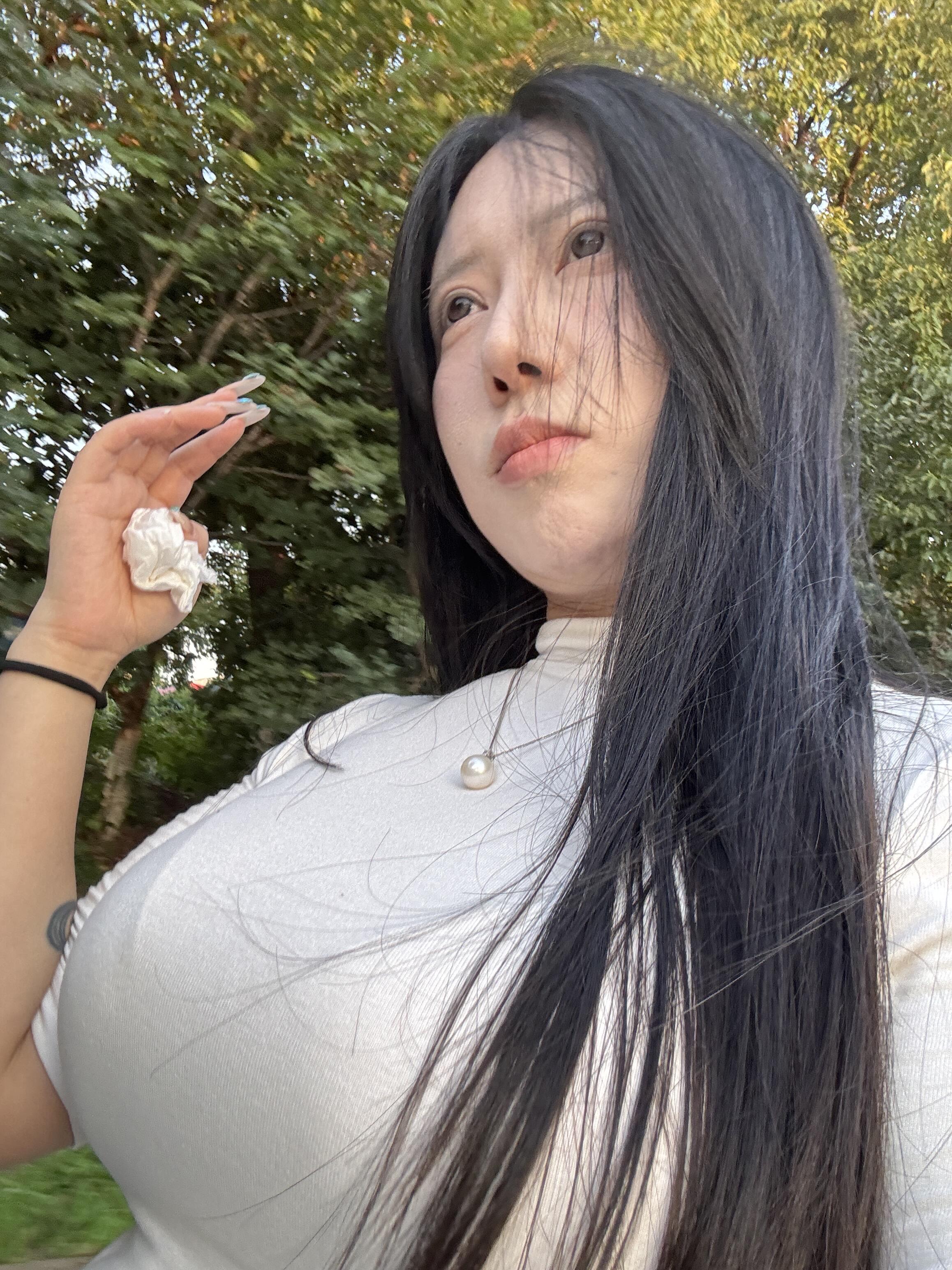 不会开车只会骑小电驴。