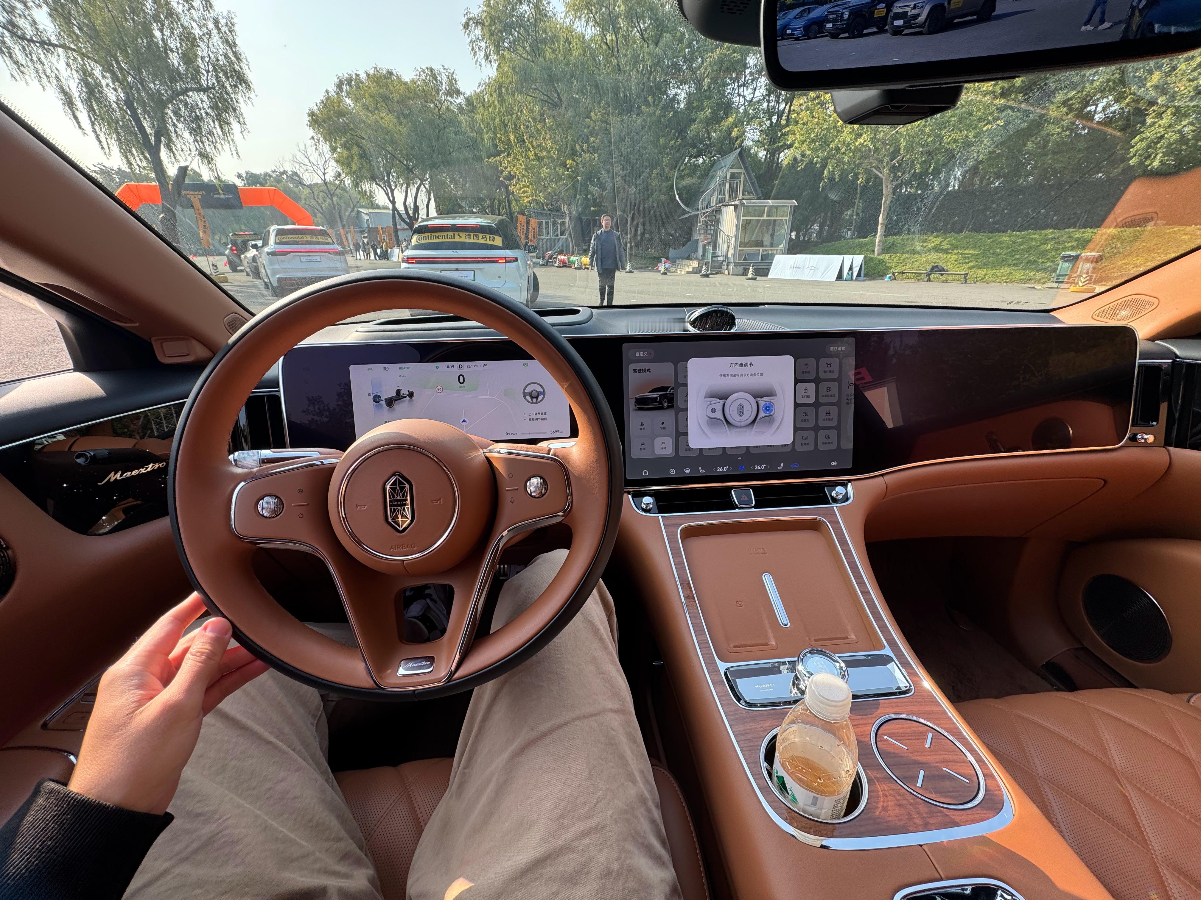 第一次开尊界S800，内饰，做工，材料学、细节…嗯…一言难尽前后排体验感差距很