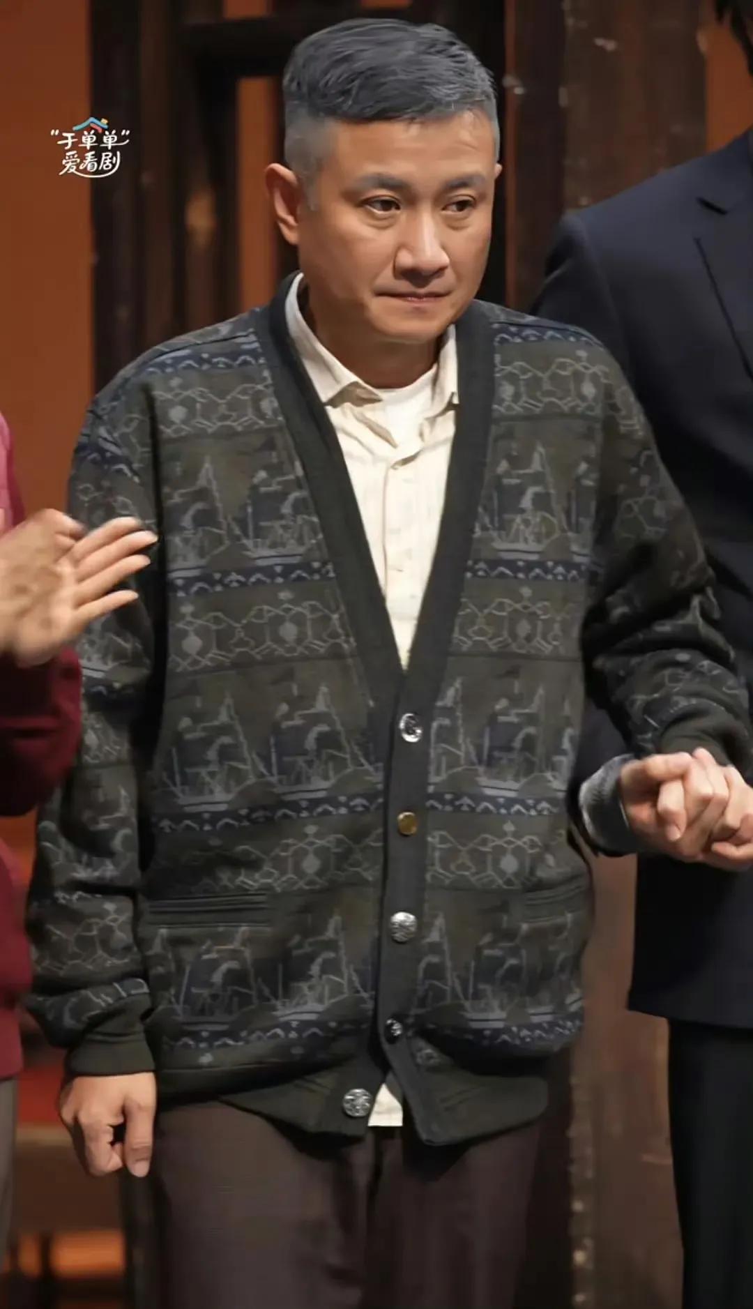 文章新话剧的状态好可怕对比最近的马伊琍，已成两代人，她还比文章大八岁，离