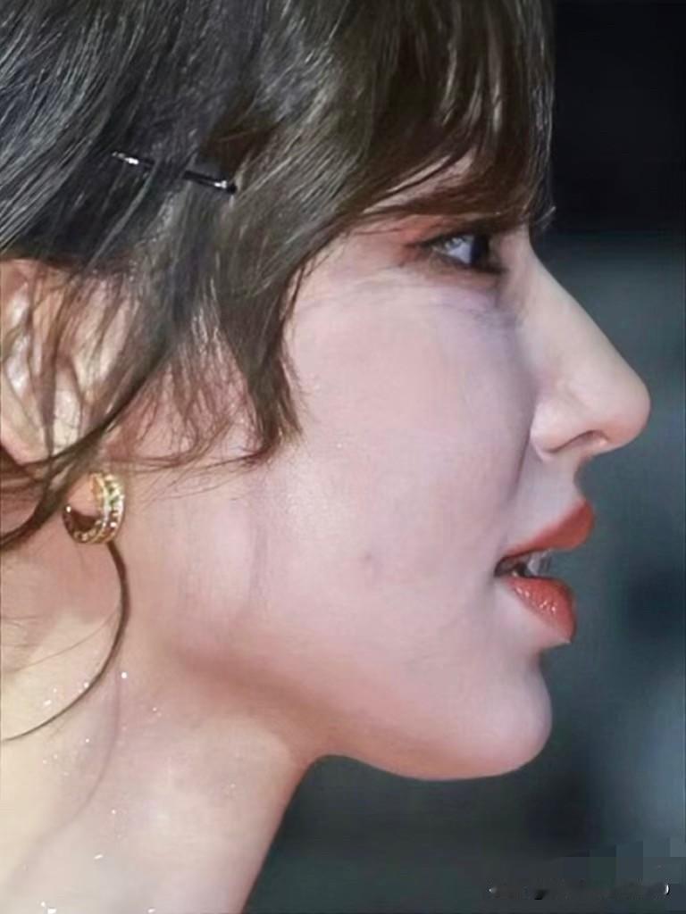 程潇这脸精致的好像建模