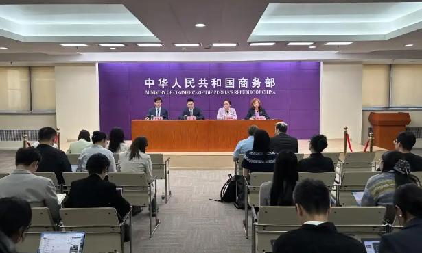 还以为中俄只是“俄罗斯卖油、中国卖衣服”？那你真的落伍了。现在俄罗斯市场上9