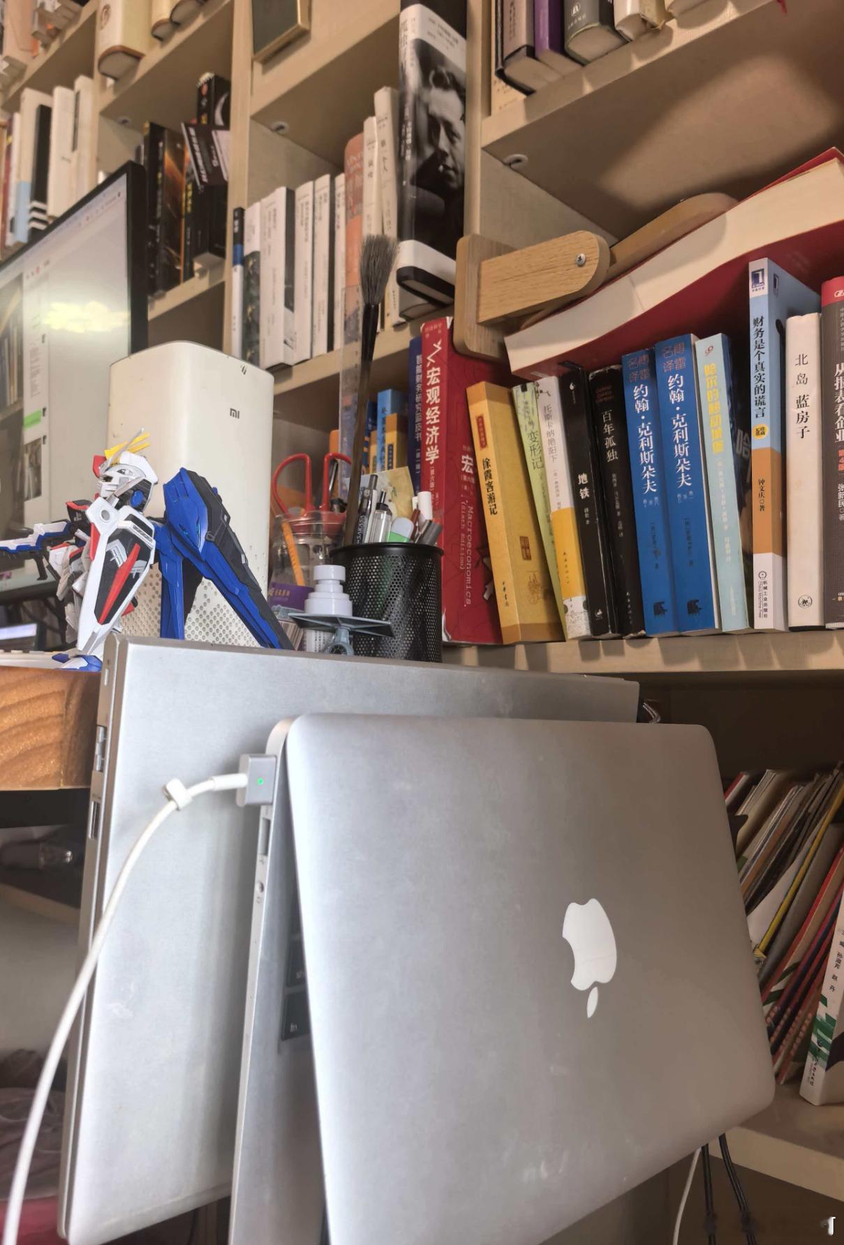 前一段翻出一台十几年前的MacBookair，打算装OpenClaw，发现操作