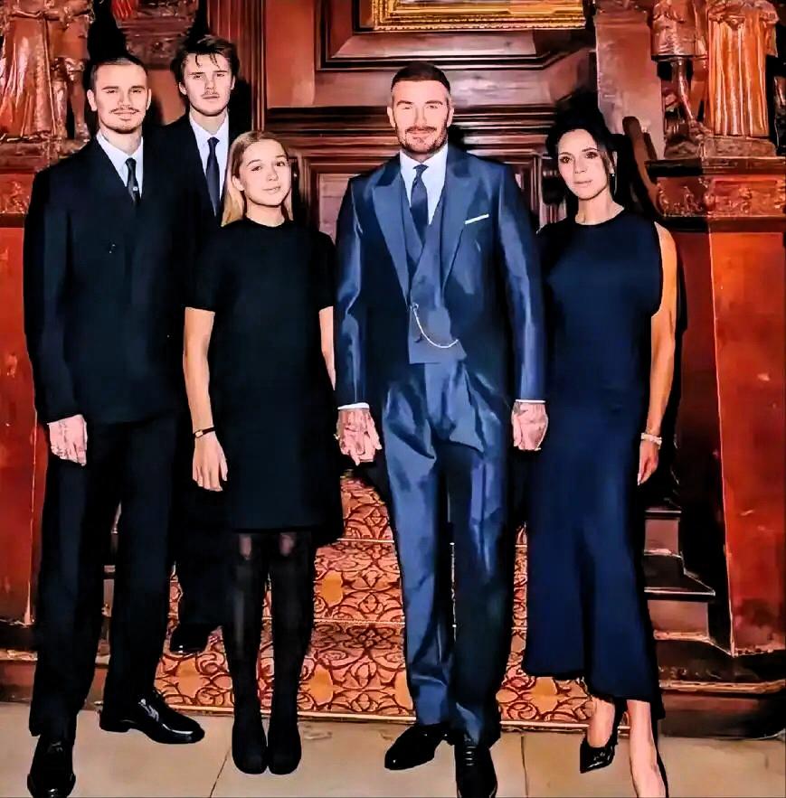 早看透了，贝克汉姆家的“光鲜”从来藏着冷暖反差！谁能料到反转来得这么猝不及防