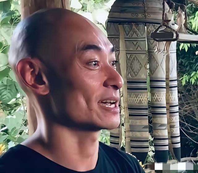 一个叶松源，居然查不到他的籍贯以及出生讯息，只知道他生于1982年，生活在成都。