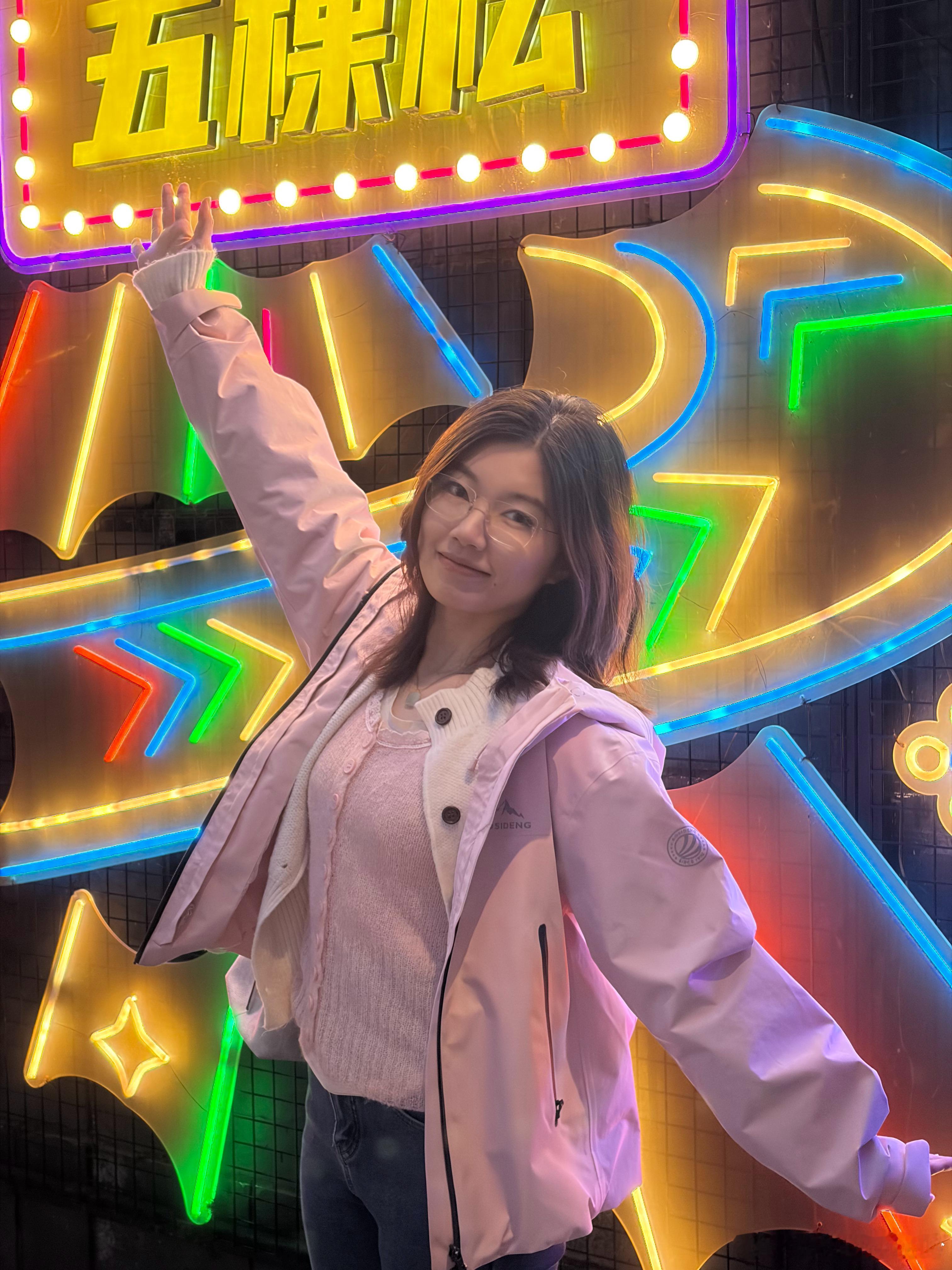 OV米耀果，五家旗舰标准版盲评，夜景人像。OPPOFindX9/vivoX