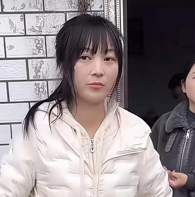 我爷爷不认识网红呆呆我问爷爷，这个人只看面相，你觉得这个人是什么样的人！我爷说