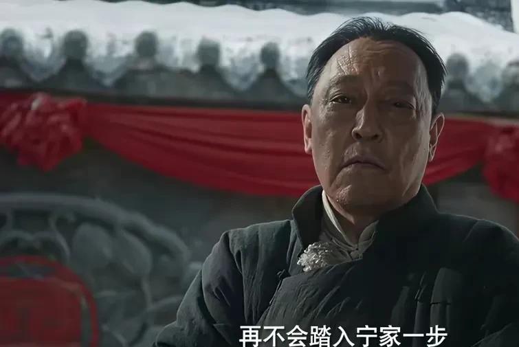 《生万物》为什么宁学祥不给租地的人签永佃权。原著里，封铁头加入了农会。就带着一