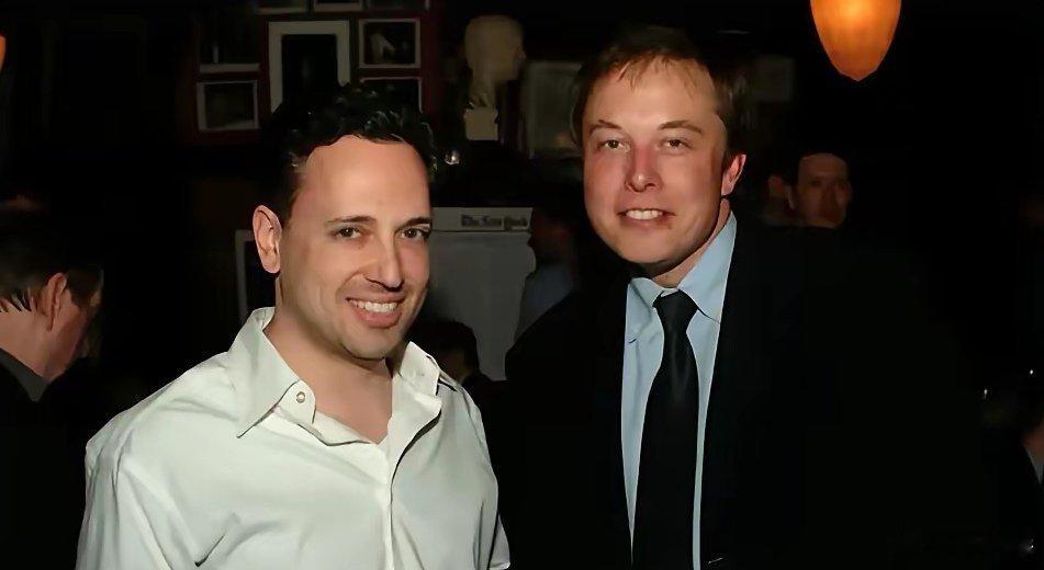 据彭博社的报道称白宫AI事务负责人萨克斯愁眉苦脸地说：“中国拒绝了我们的芯片，我