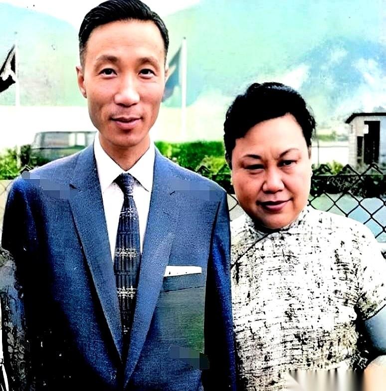 19岁，把自己订了婚的未婚妻，亲手“让”给一个比自己大28岁的大佬。就为了20