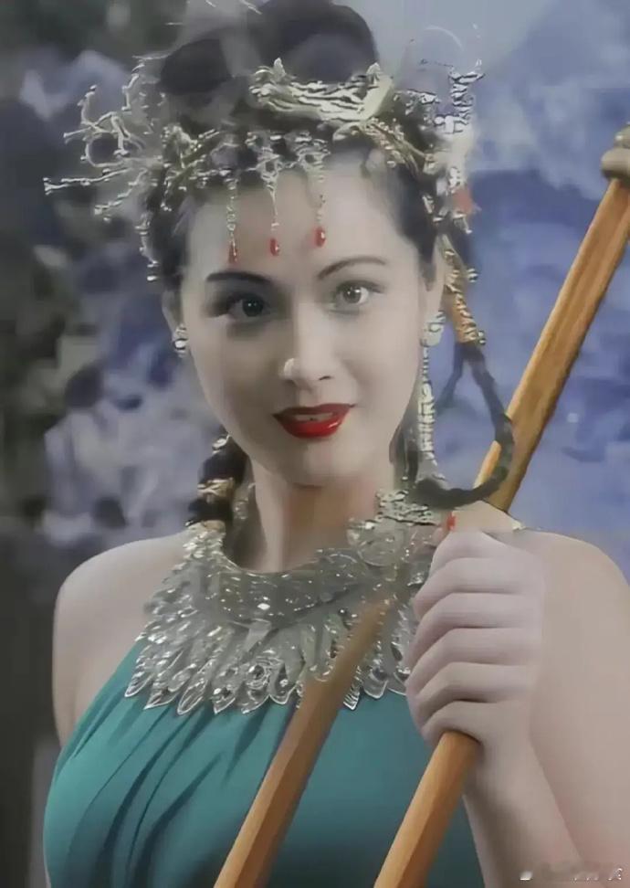 《西游记》最漂亮的女妖精“万圣公主”也熬成大妈了[捂脸哭]​​​​