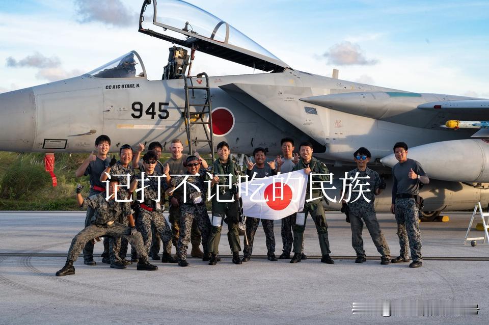 日本右翼的错觉和沈逸教授的观点日本右翼的错觉主要有两个：一个是中国武器都