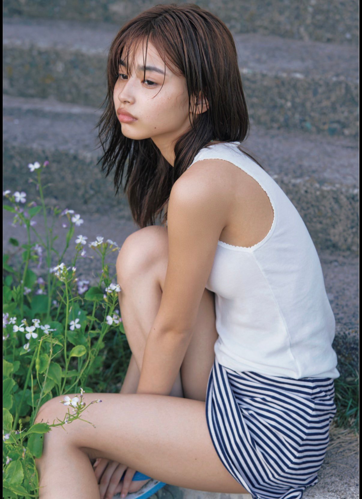 谷田蕾娜本日発売の『週刊プレイボーイ』に初登場させていただいています！初グラビア