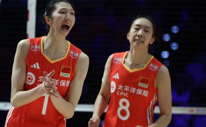 不知道喜欢中国女排的球迷朋友是否发现了一个非常有意思的现象：那就是在中国女排新的