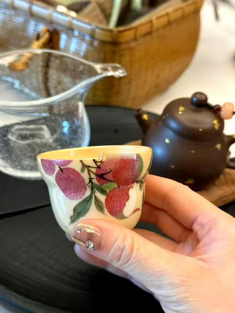 狮子座为什么爱装腔作势，一是因为爱面子，宁可装到内出血也不会让别人知道内心的脆弱
