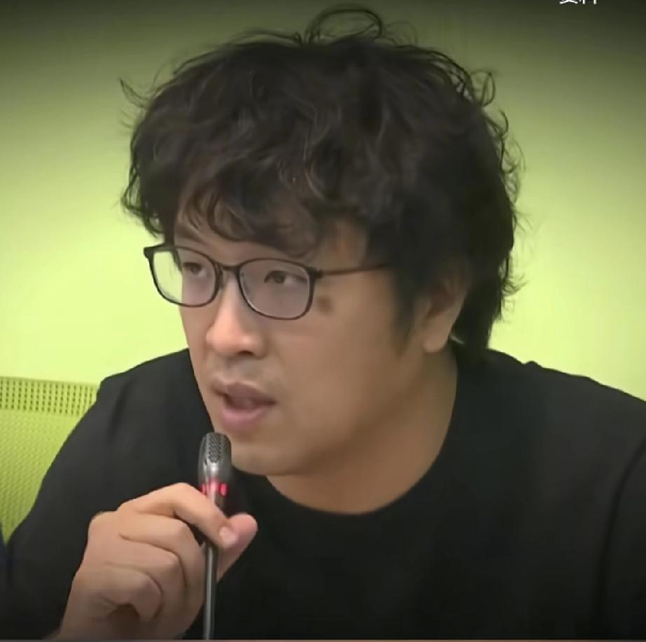 沈伯洋今晚又睡不着了。余智江被引渡回国的消息尤如重磅核弹在沈伯洋的耳边炸开了，