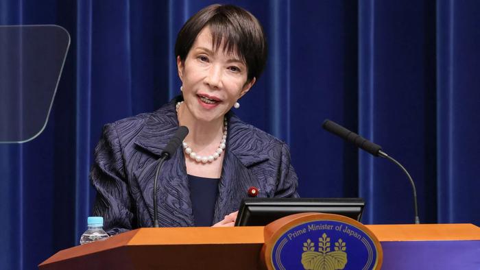 日本憋了整整一天，最后只憋出四个字：深感遗憾。这四个字，把高市内阁的底牌全亮了。