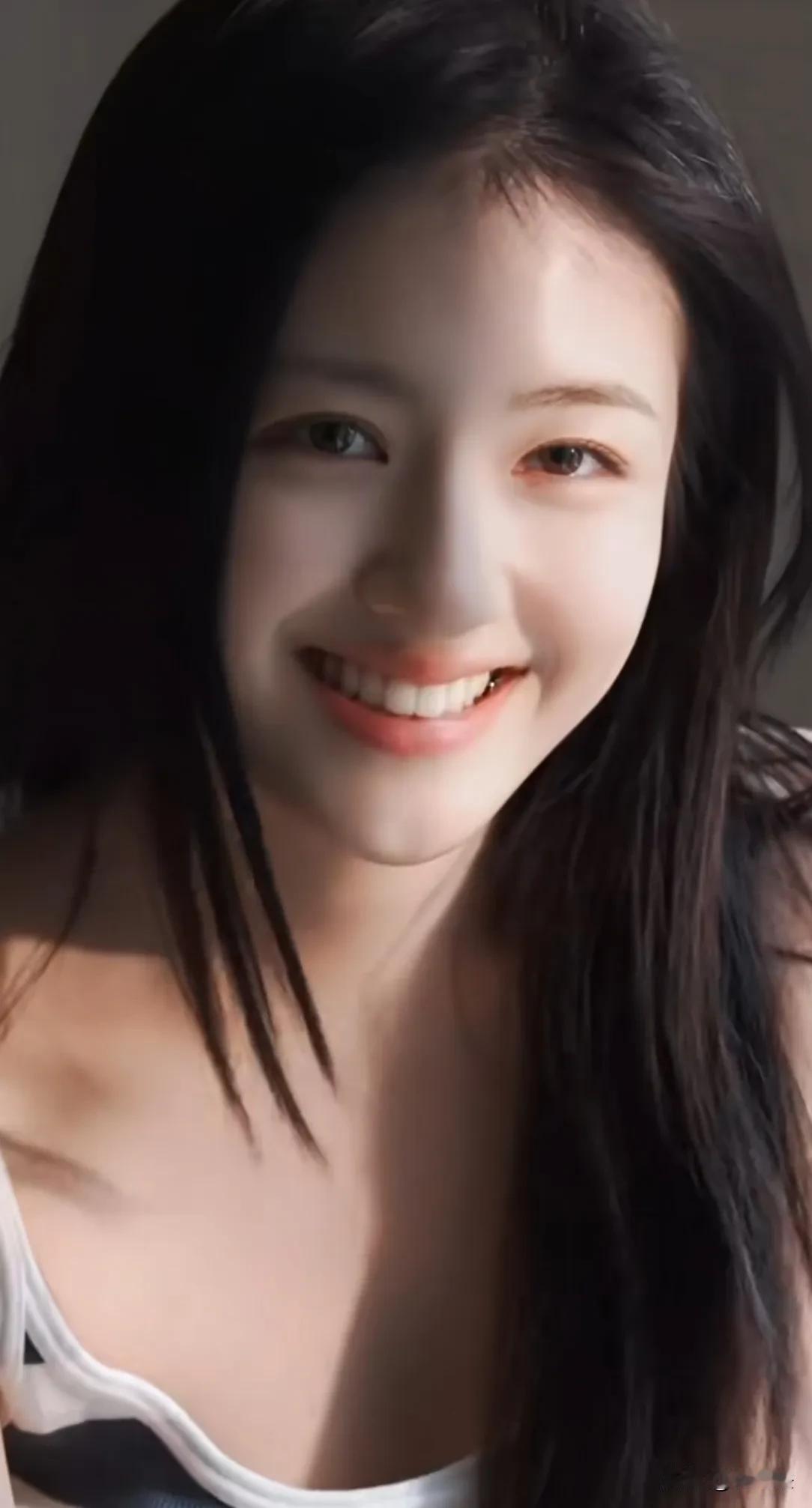 没错了，我就是传说中的甜妹。[害羞][害羞]