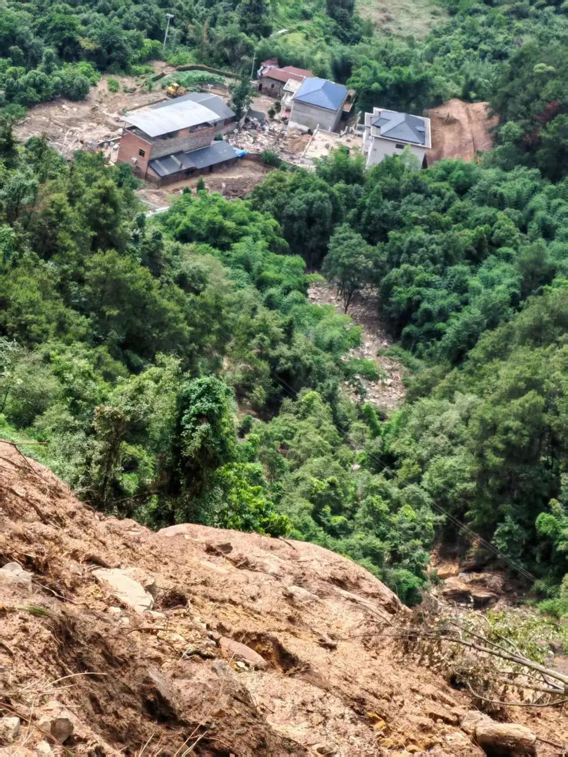 隐患全暴露，藏不住了！6月8日，重庆永川此前5月24日凌晨遭遇特大暴雨，短时降