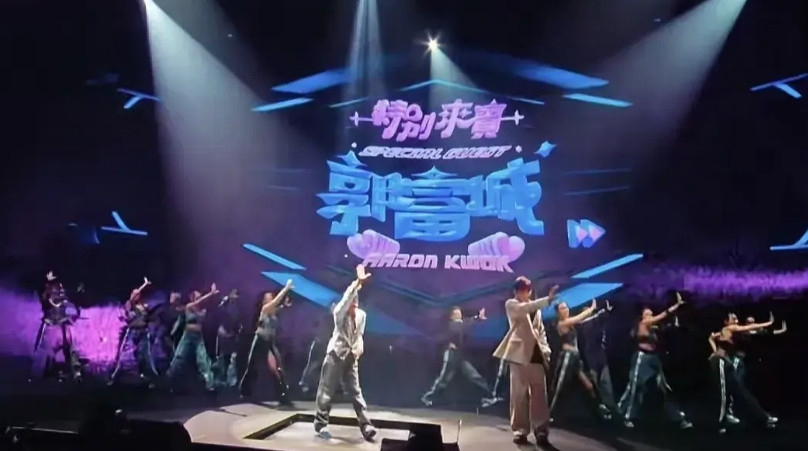 周杰伦本次香港演唱会，不完美的完美。看完了周杰伦本次三天的香港演唱会视频，感
