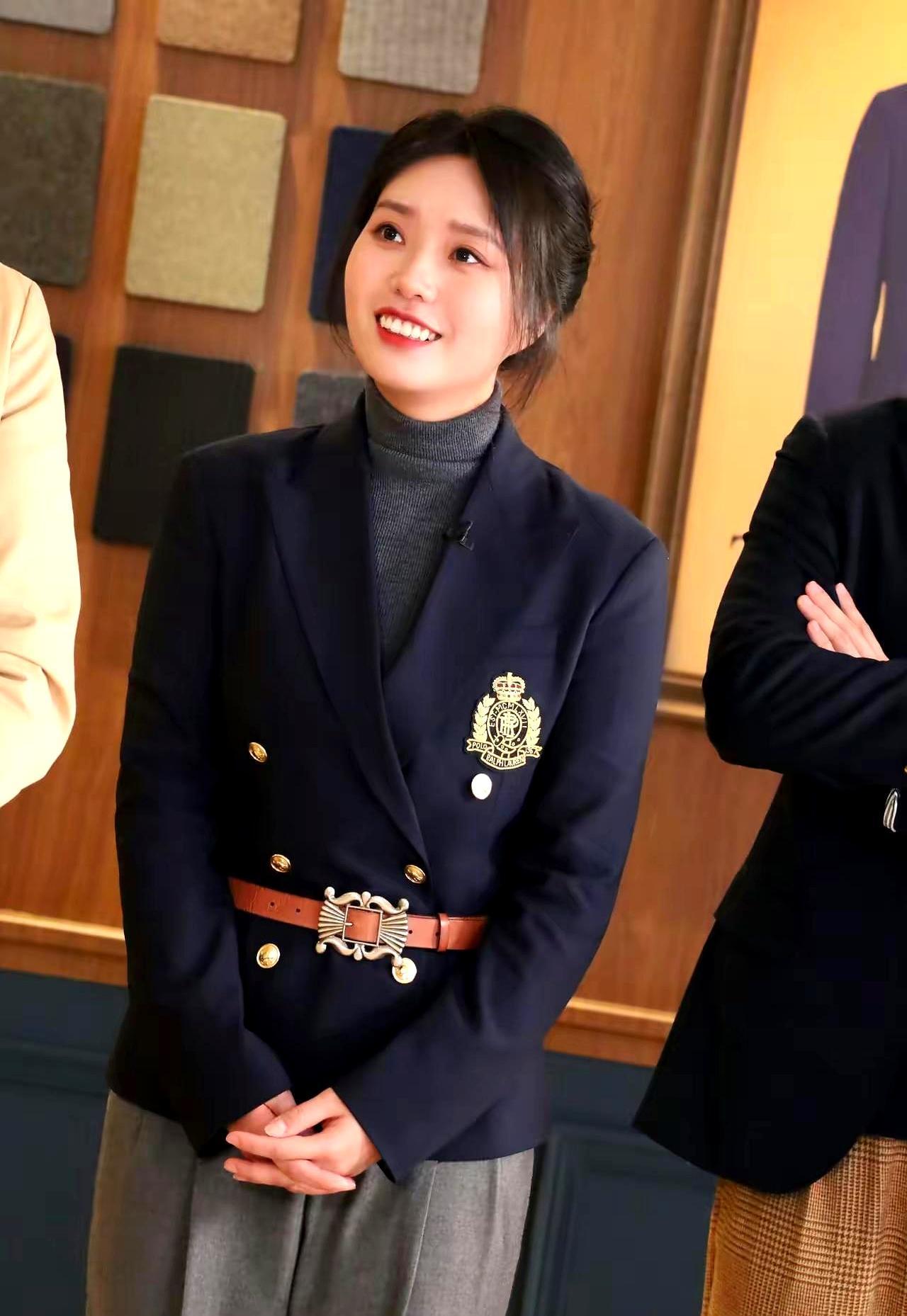 北大非科班的李雪琴，打了多少科班演员的脸。演《好好的时光》的叶爱花，失恋哭