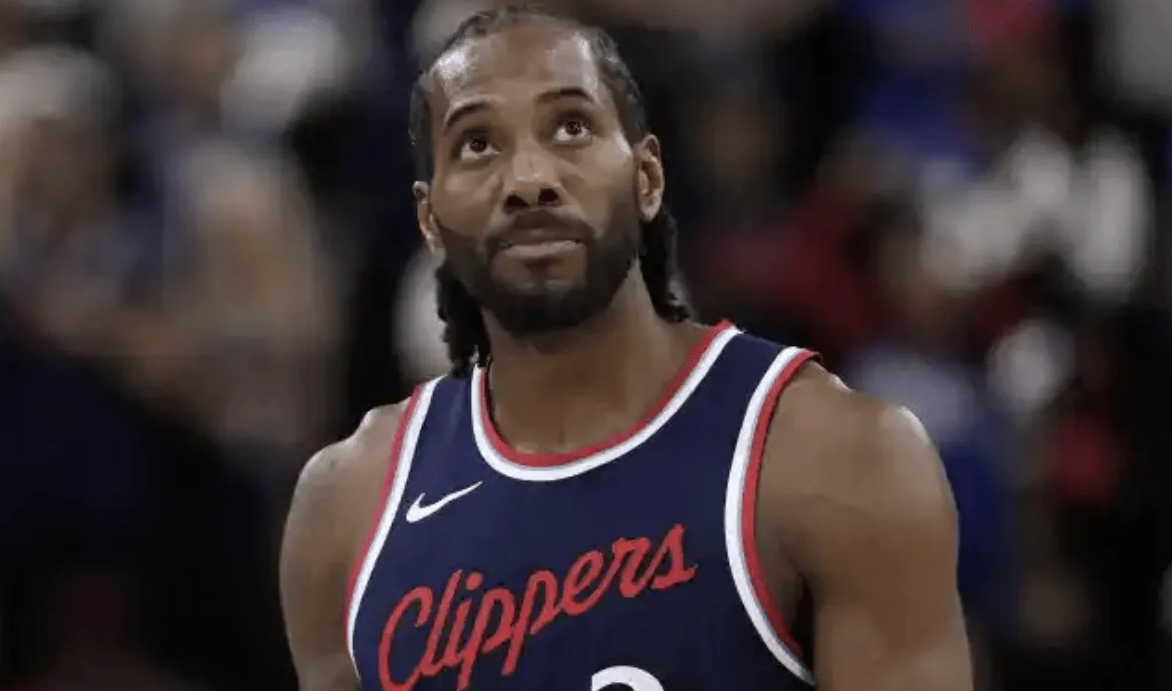 美媒APHoops更新社交媒体，转载TheAthletic有关科怀-伦纳德的最