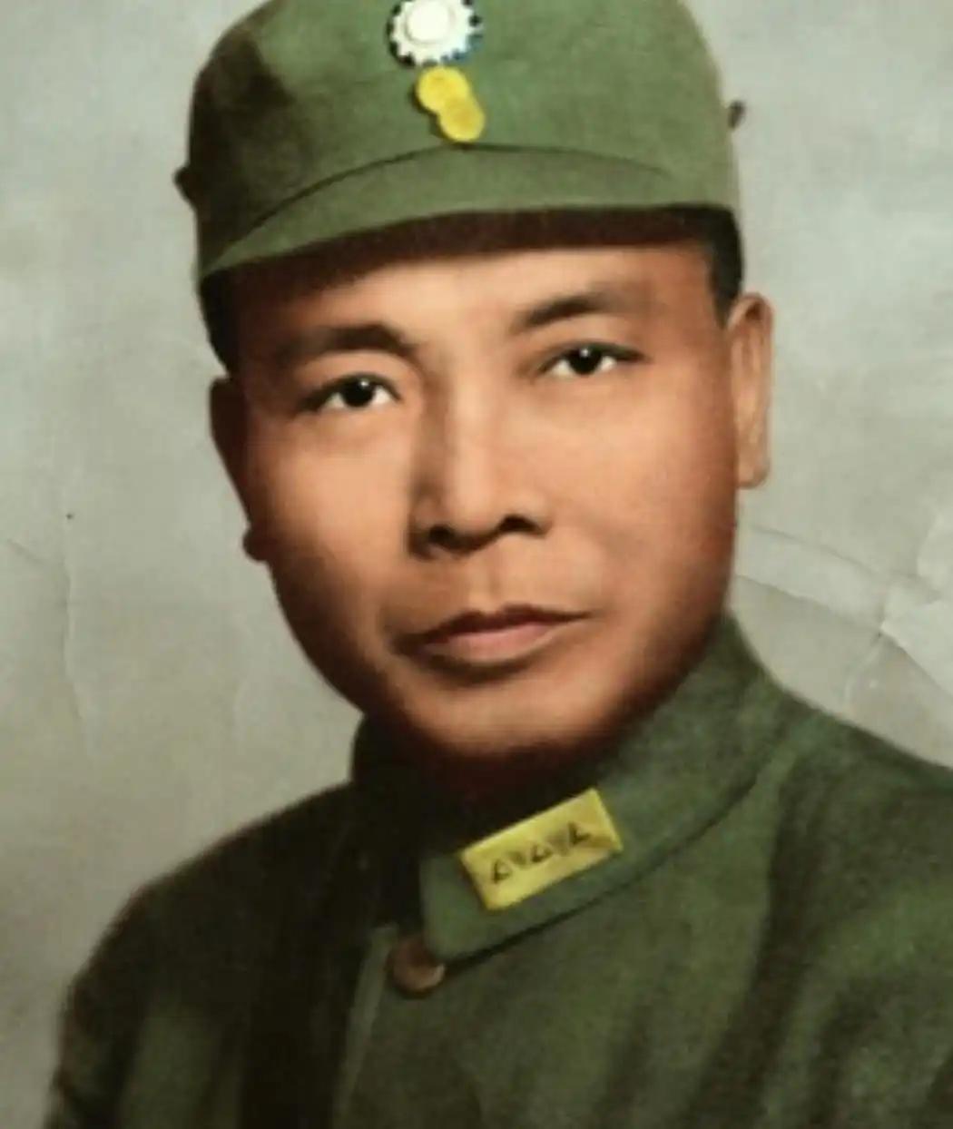 1949年，汤恩伯带着全家撤往台湾，老婆孩子一个没落下全都带走了，唯独狠心丢下了