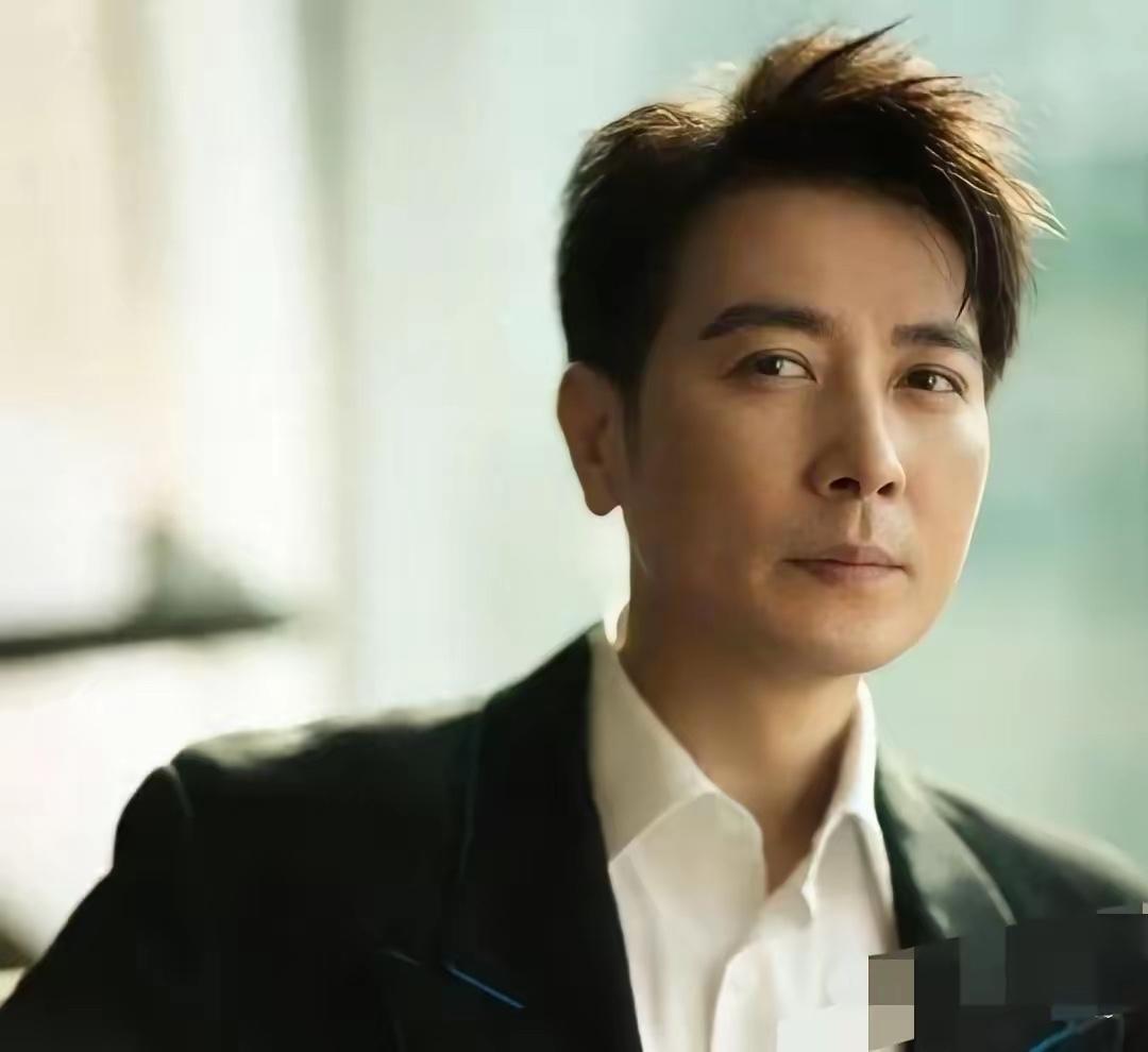 真是小刀拉屁股，开了眼了！如果不是保剑锋，我怕是这辈子都不知道原来出轨还有这