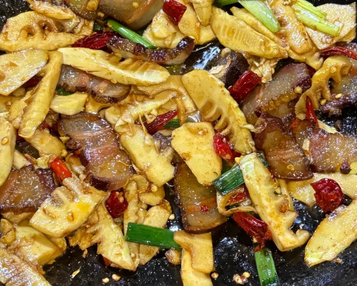 竹笋是血脂“杀手”？医生再三提醒：高血脂患者，该少吃的是这6物竹笋在是春天才