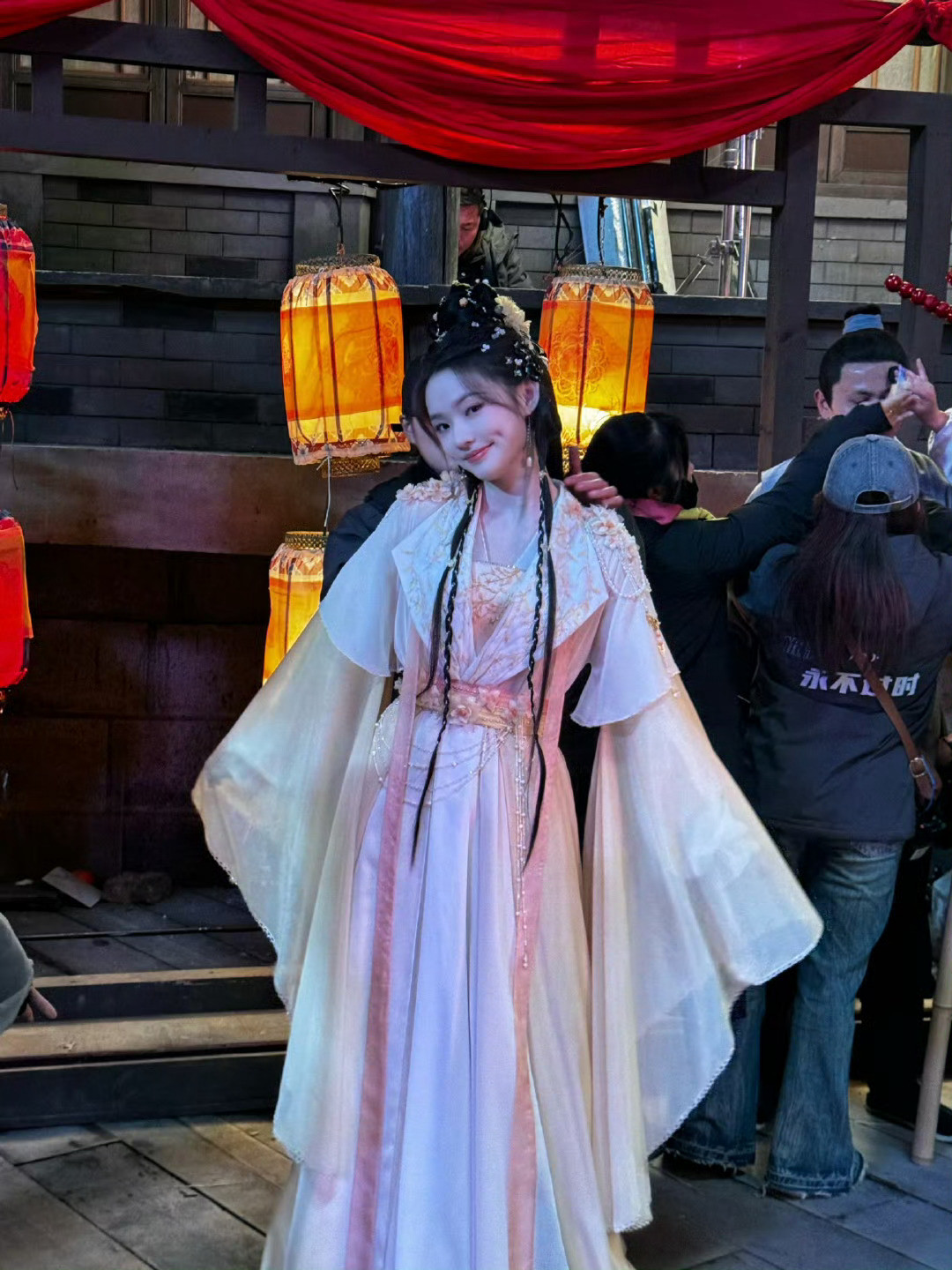 林允阿谁笑起来好甜阿谁宝宝要一直这么幸福快乐下去呀​​​