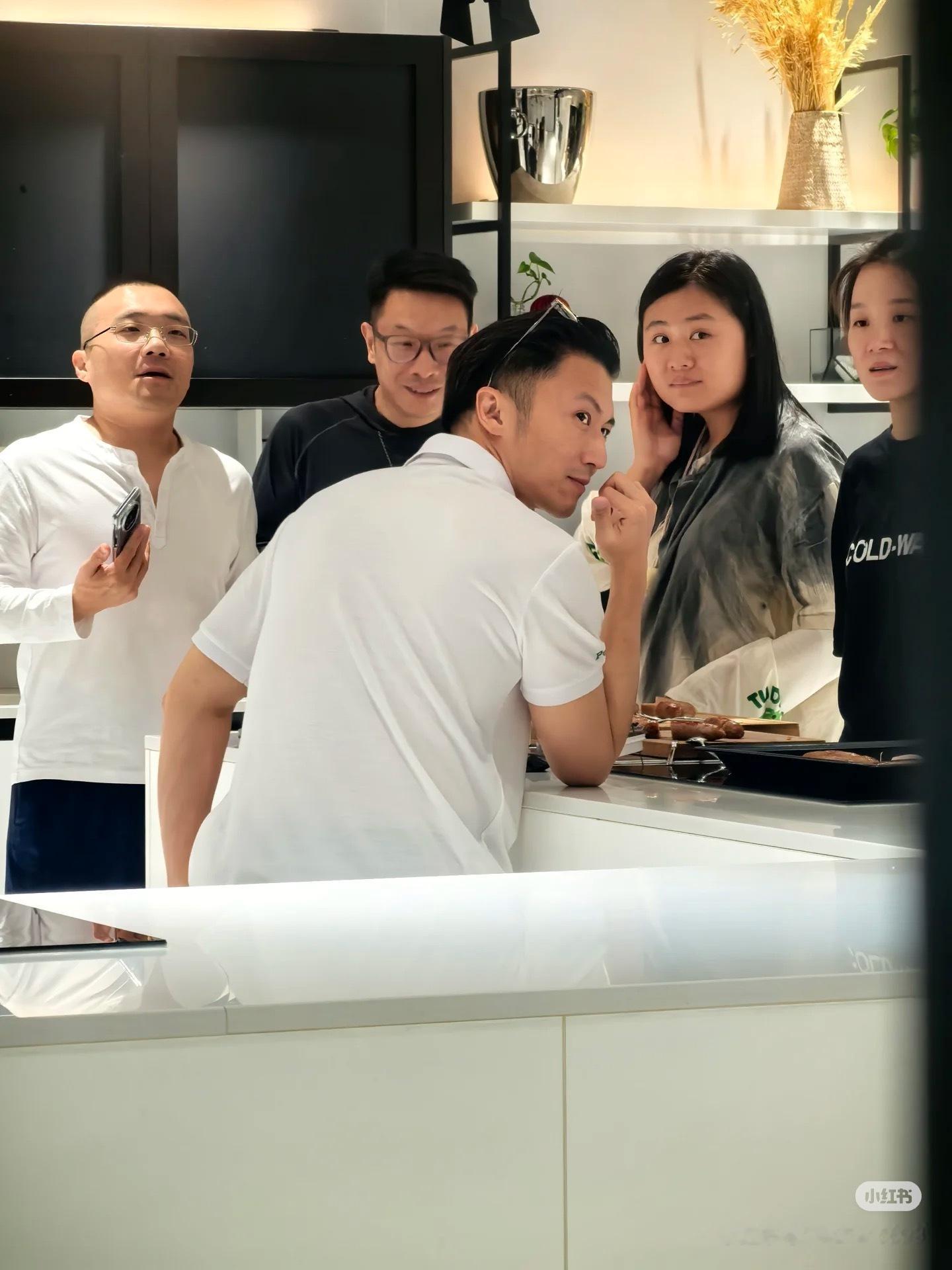 网友北京偶遇谢霆锋​​​