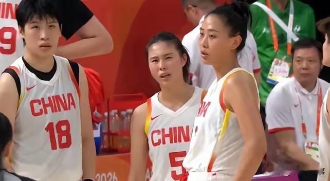 唐子婷那个球，真不是她一个人的锅。不是因为中国女篮输给了韩国也不是因为唐
