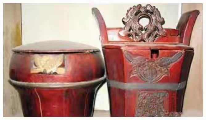 慈禧上厕所的奇葩规矩：宫女嘴里含温水，背后原因让人直呼太会享受听说她如厕时有个