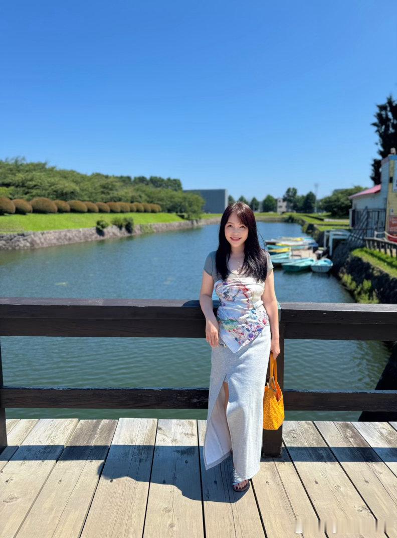 原本以为我刚从山西看完一堆国宝级寺庙，来到日本对建筑必定无感了。但是，昨天在五棱