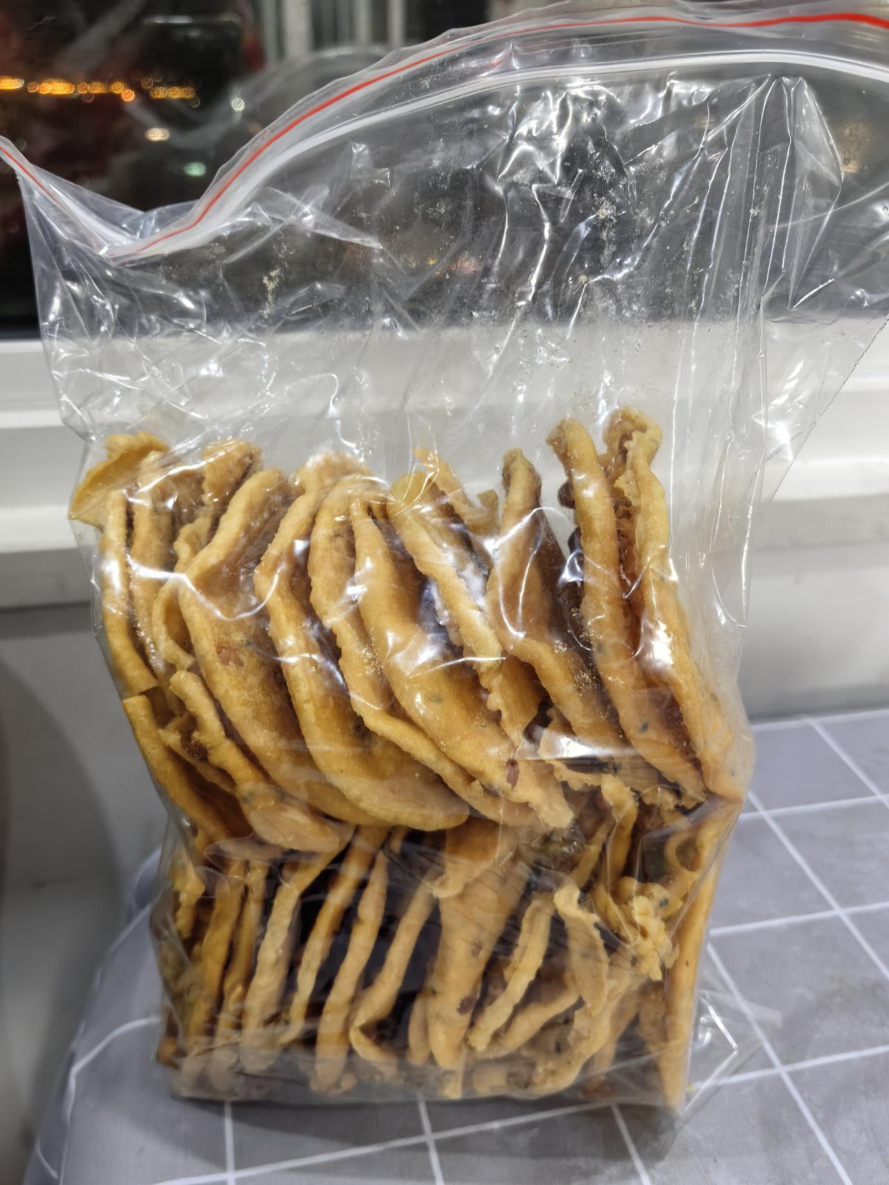 托姐姐福，吃到了湖南的特色美食。姐姐的亲家是湖南衡阳人，今年过年，热心亲家让