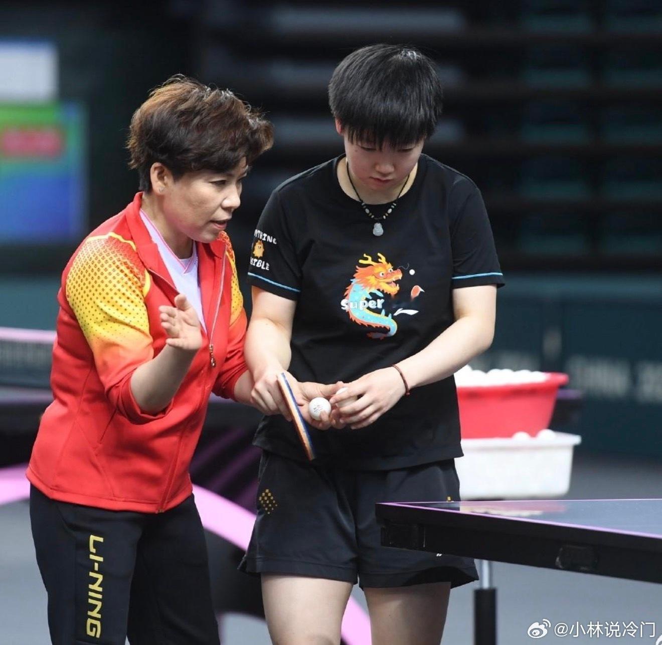能让国乒五大名帅集体给出高评价，孙颖莎到底有多强？刘国梁称赞她心态稳定，王励勤将