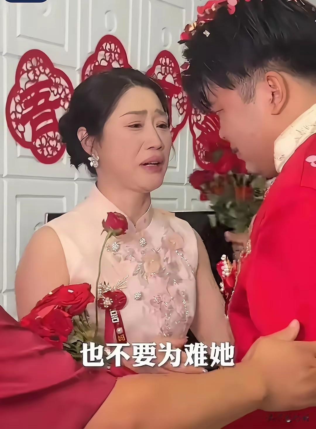 全网破防的连云港接亲，才是婚礼最该有的样子这一幕让人瞬间泪目。​江苏连云