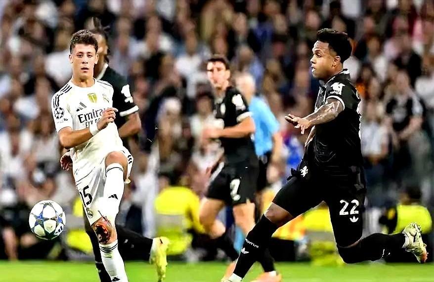 阿隆索把17岁和19岁的孩子推上国家德比的中场,没人觉得他疯了——直到比赛结束。