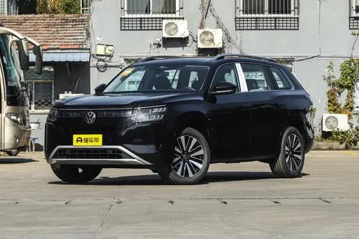 预算30万上下，如果只看途昂，我觉得最值得聊的不是“买哪款最划算”，而是一个更真