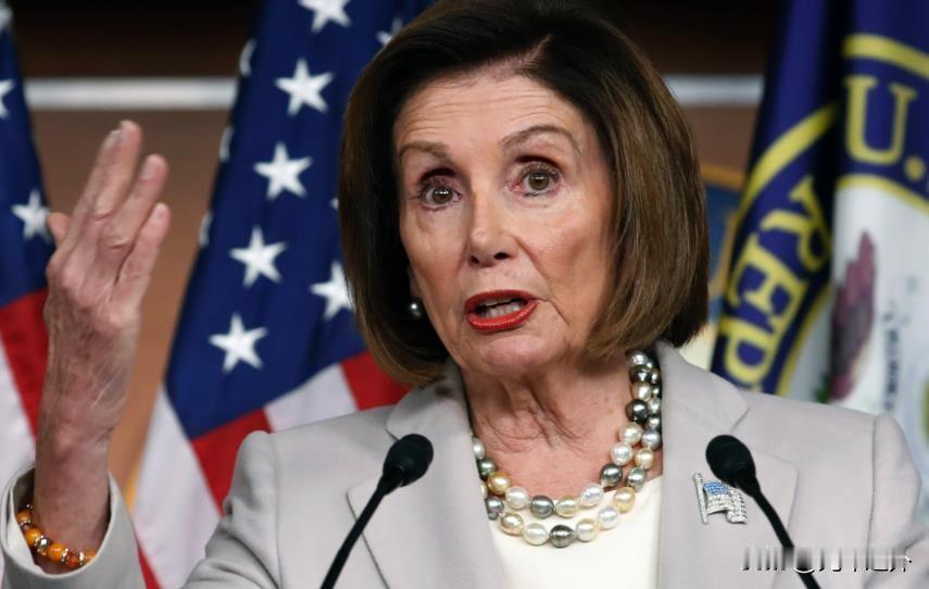 美国的“两大股神”？这就是美式“无腐败”？佩洛西坐镇国会那些年，资产从78