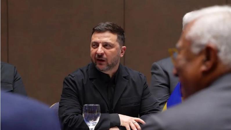 欧盟批复的900亿贷款，泽连斯基笑的太早，欧盟提出N多附加条件。欧盟