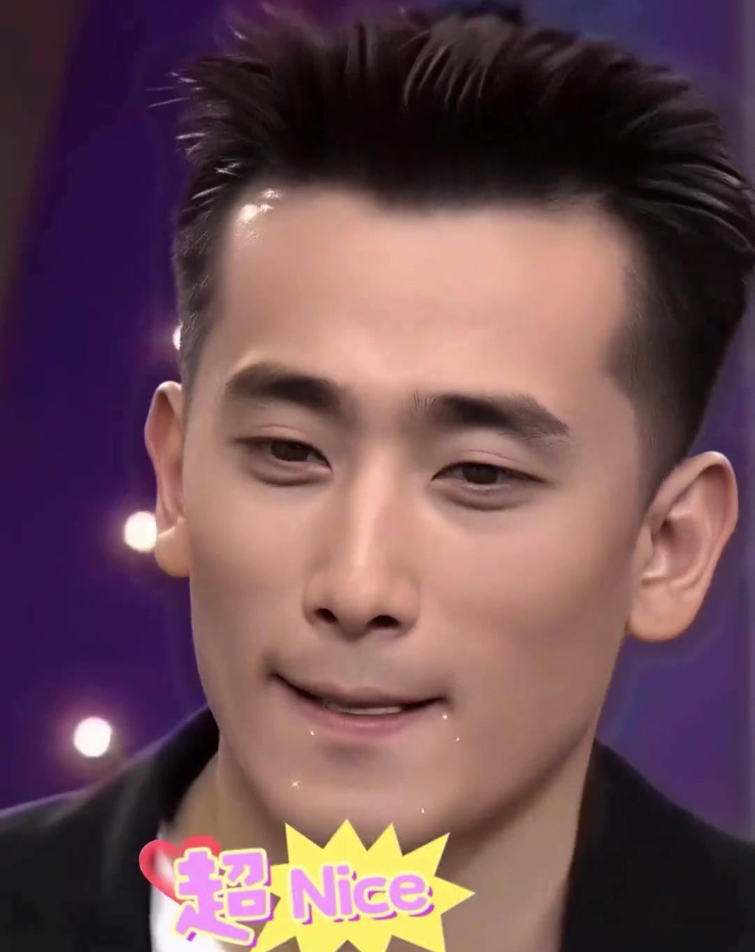 爷青回！58岁车仁表送子成婚，儒雅气质依旧。