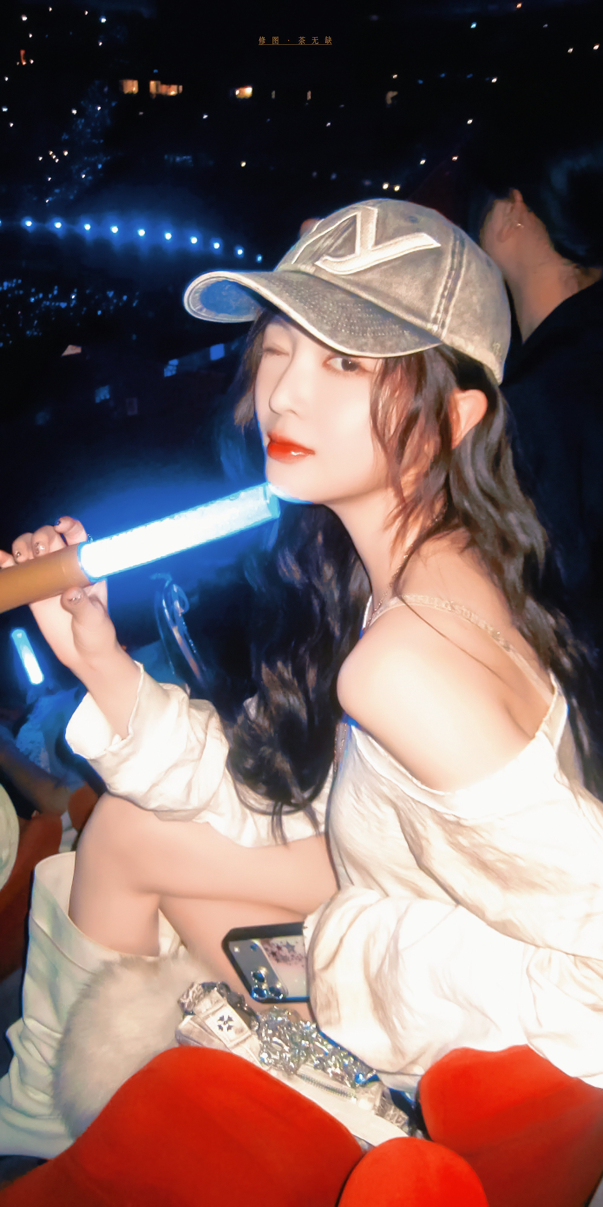 小选的快乐分享~吴宣仪🎀🪄🎈我被心肝回复了就吴宣仪这样炫耀