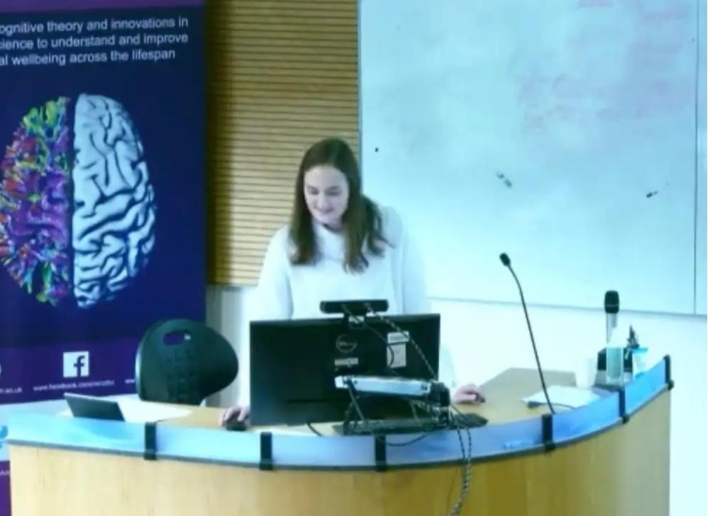 别再喊自己“成年人”了！剑桥新研究：大脑32岁才“长大”，一生要过4道“成长关”