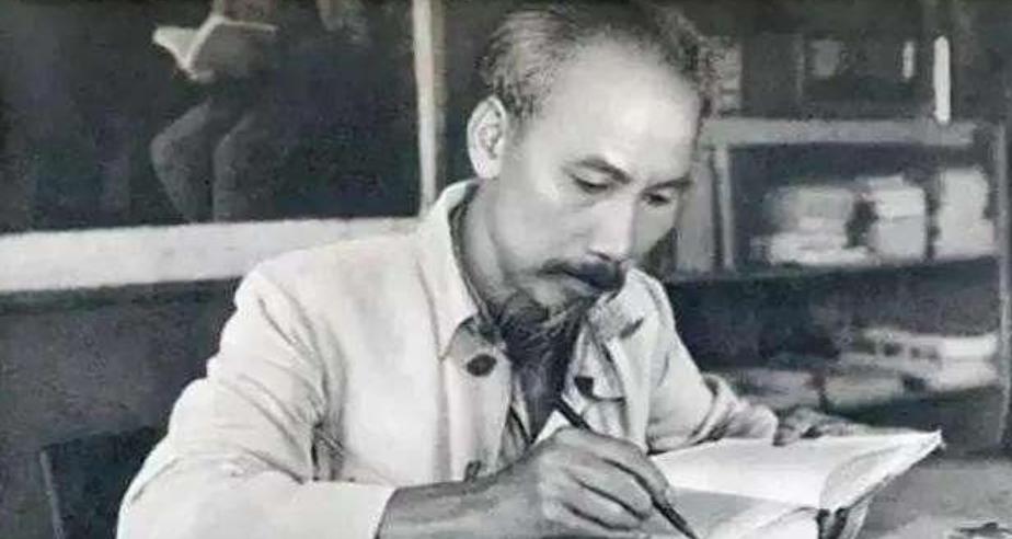 越南境内有不少古墓,里面有很多汉字,但如今的越南已去汉字化多年,越南为何要废除汉