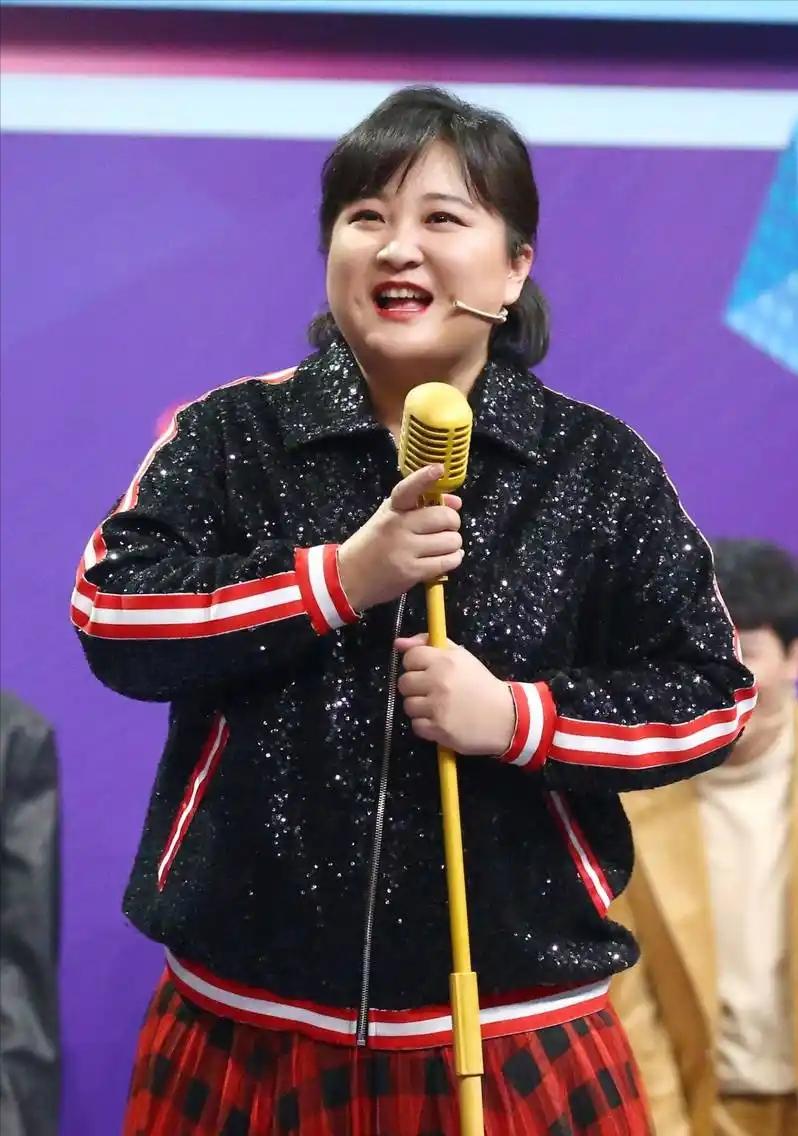贾玲新片遭集体抵制，“故技重施”连累杨紫，网友：这次还打算怎么营销？ 贾玲从