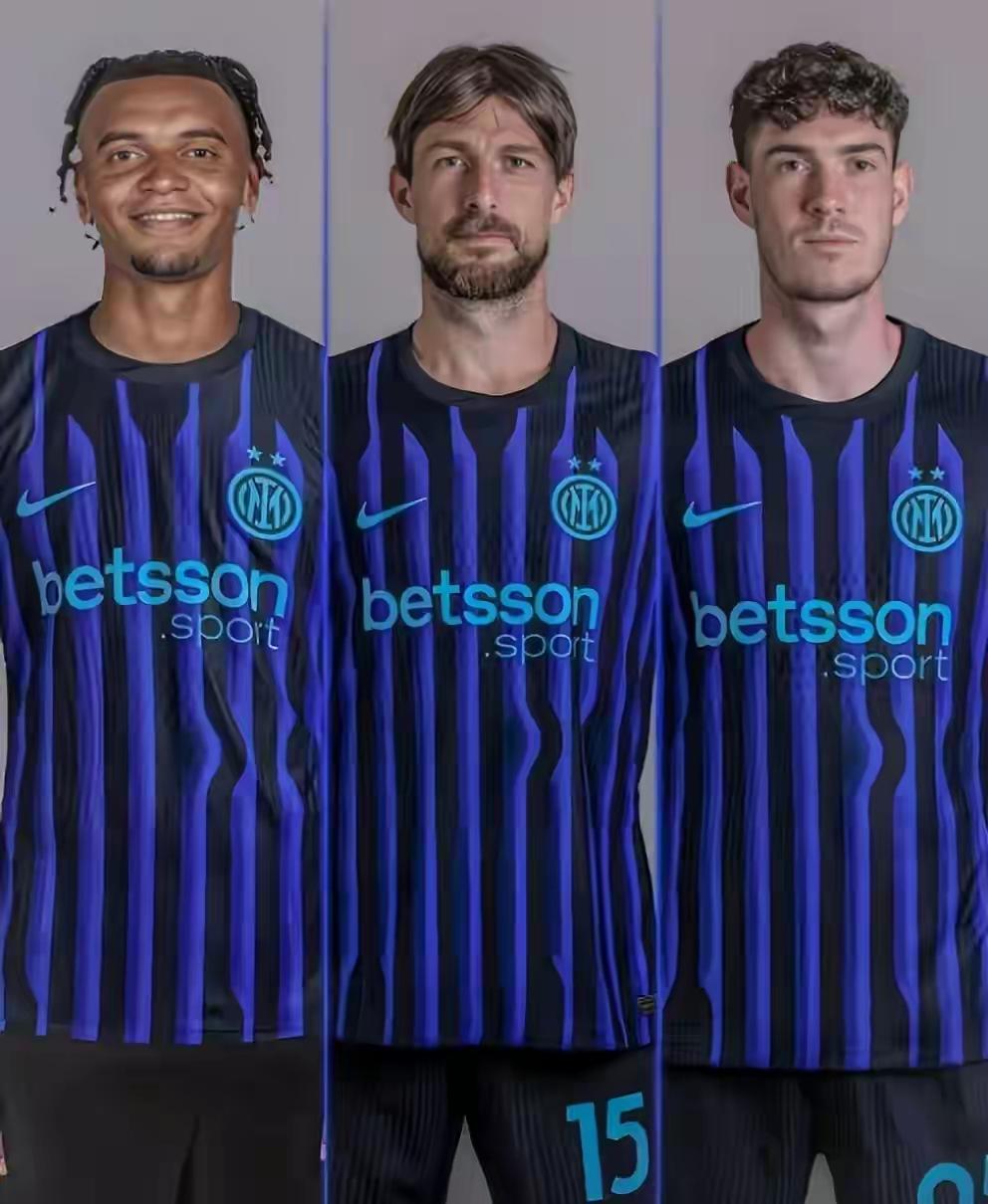 国米球迷还是太老实了。看看隔壁专区：米兰佛罗伦萨赛后，隔壁球迷说得到的是铁定点球